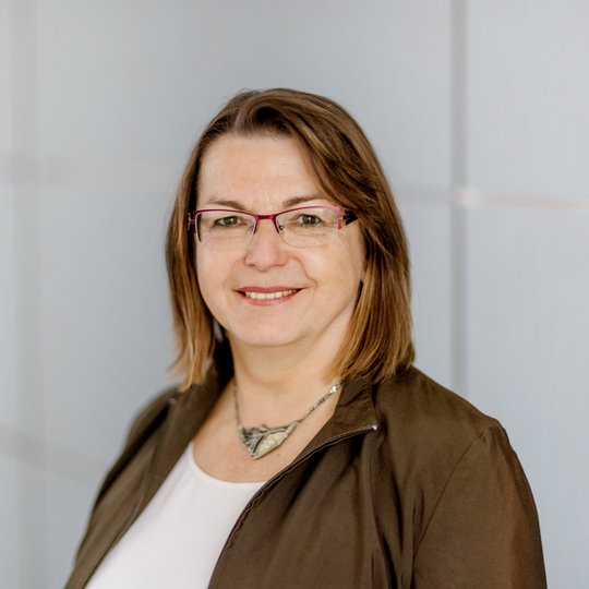 Helga Fritz, Leitung